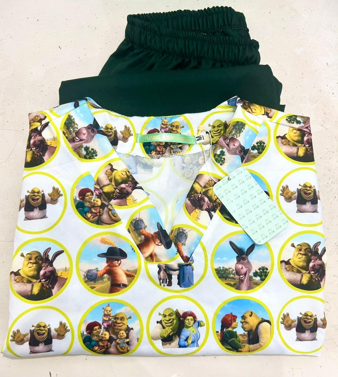 Pijama Hospitalar com Estampa Shrek